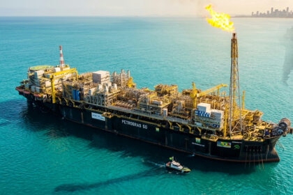 Criado com LabNews Pro